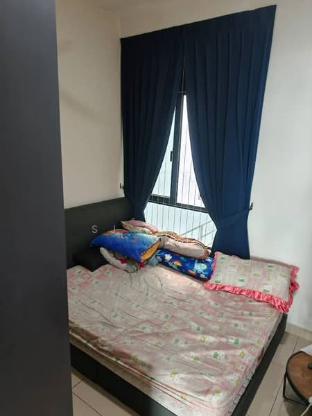 Kediaman Servis untuk Dijual di D'Summit Residences - SJ CHAN - Bedroom - PropertyGuru.com.my