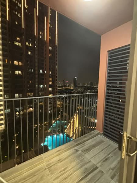 Kondominium untuk Disewa di EdgeWood Residences @ SkySanctuary - Diren Tee - Balcony - PropertyGuru.com.my