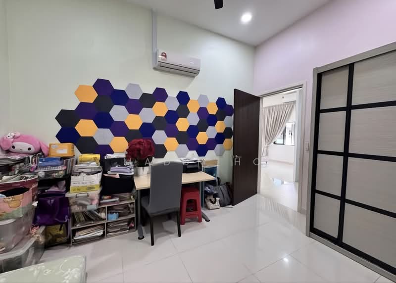 Semi-Detached House for Sale in Bandar Kinrara (Selangor) - Maddy Ho - Study - PropertyGuru.com.my