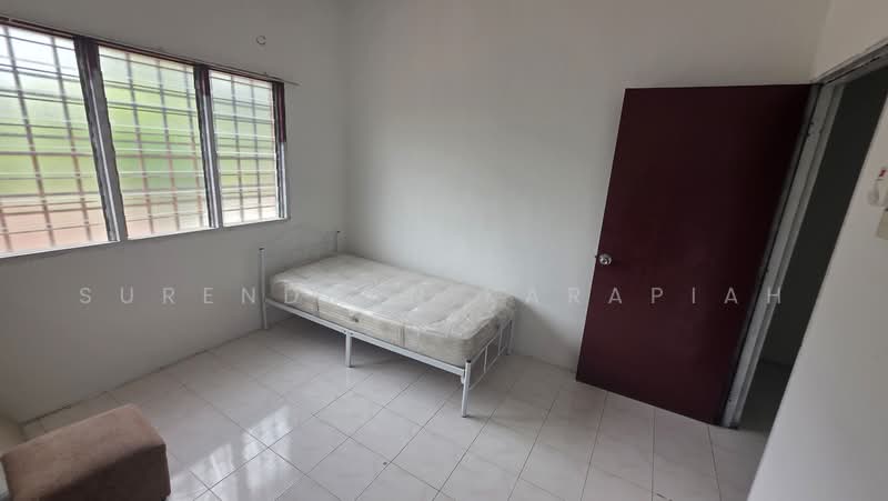 2-storey Terraced House for Rent in Taman Sentosa (Klang) - Surendran Karapiah - Bedroom - PropertyGuru.com.my
