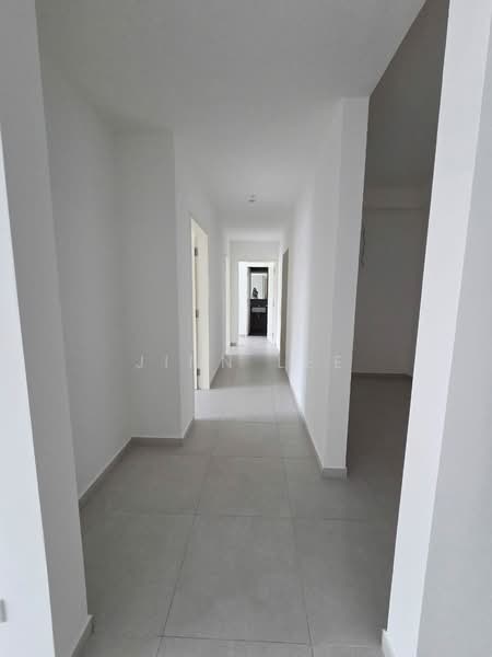 Kondominium untuk Dijual di D'Terra Residences - Jinn Lee - Corridor - PropertyGuru.com.my