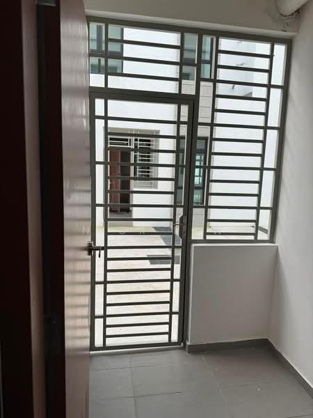 2-storey Terraced House for Rent in Setia Eco Gardens (Gelang Patah) - Nick Low - Entrance - PropertyGuru.com.my