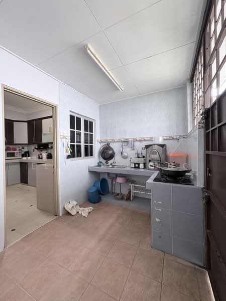 Rumah Teres 2-Tingkat untuk Disewa di Saujana Puchong (Puchong) - Elcoln Leong - Kitchen - PropertyGuru.com.my