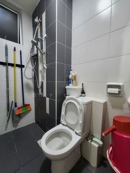 Kediaman Servis untuk Disewa di D'Ambience Residences (Pangsapuri Ikatan Flora) - Tony Chong - PropertyGuru.com.my