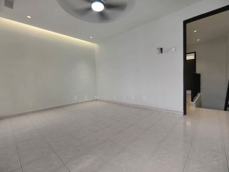2-storey Terraced House for Sale in Permas Jaya (Johor) - Ken Liew - Living Room - PropertyGuru.com.my
