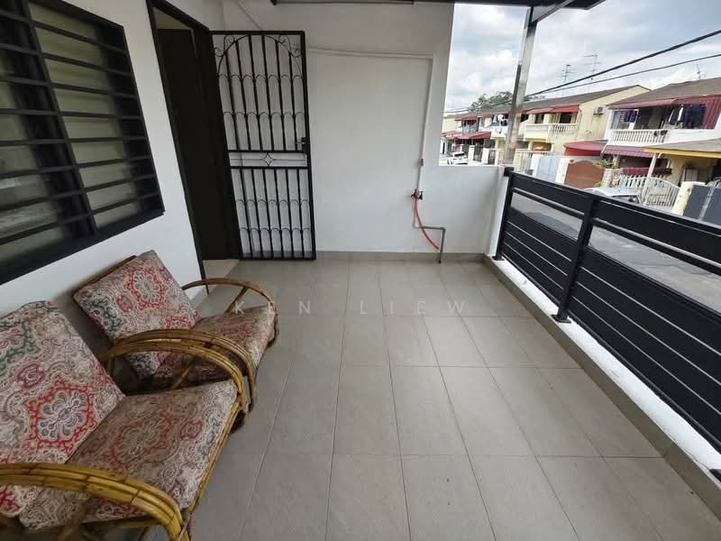 2-storey Terraced House for Sale in Permas Jaya (Johor) - Ken Liew - Balcony - PropertyGuru.com.my
