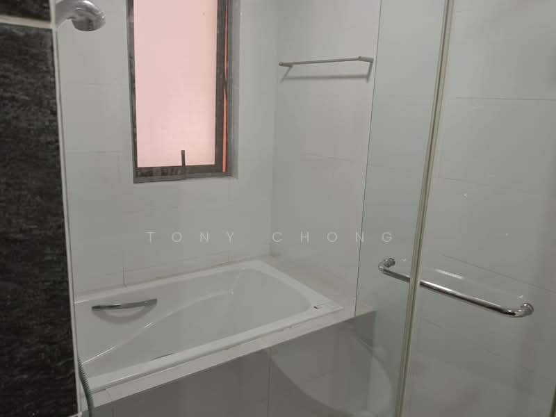 Pangsapuri untuk Disewa di Ponderosa Lakeside Apartment - Tony Chong - Bathroom - PropertyGuru.com.my