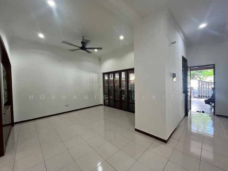 2-storey Terraced House for Sale in Kota Damansara (Selangor) - Norhanis Zulkifli - Living Area - PropertyGuru.com.my