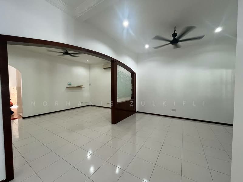 2-storey Terraced House for Sale in Kota Damansara (Selangor) - Norhanis Zulkifli - Living Area - PropertyGuru.com.my
