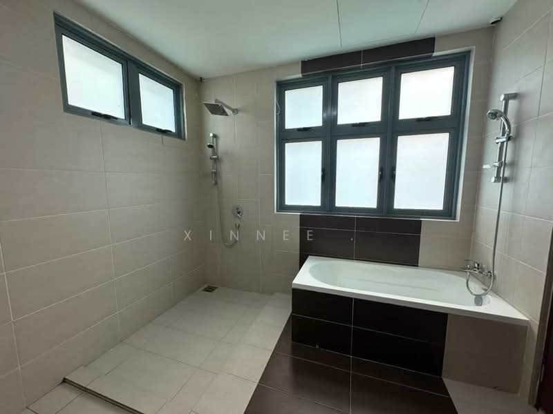 3-storey Terraced House for Rent in Taman Sungai Ara (Sungai Ara) - Xinnee . - Bathroom - PropertyGuru.com.my