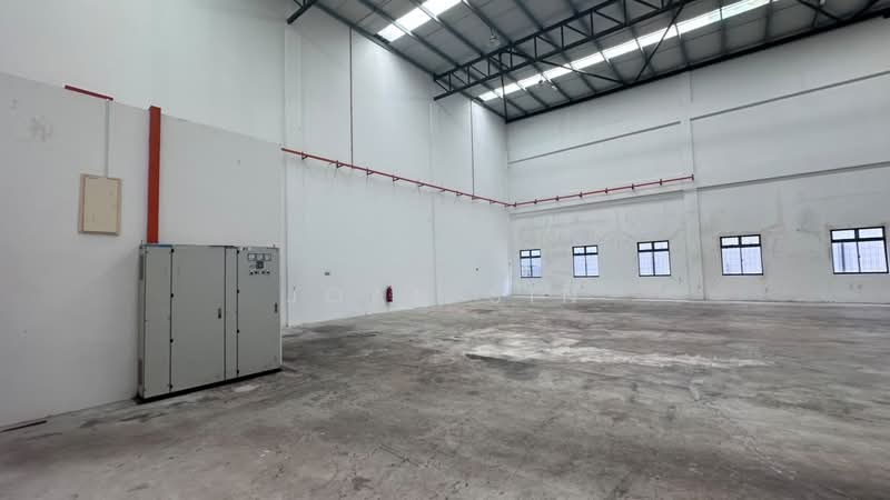 Kilang Berkembar untuk Disewa di Eco Business Park 2 Senai (Senai) - Joan Sin - Interior - PropertyGuru.com.my