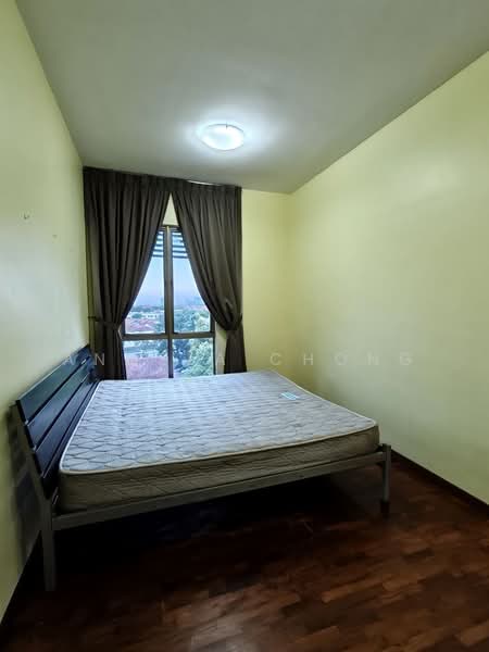 Pangsapuri untuk Disewa di Molek Pine 2 - Angela Chong - Bedroom - PropertyGuru.com.my