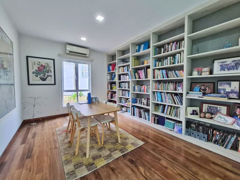 Bungalow House for Sale in Kayangan Heights (Shah Alam) - Reena Sarif - PropertyGuru.com.my