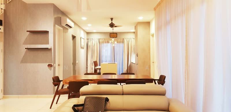 Semi-Detached House for Sale in Setia Alam (Selangor) - Nicole Tan - Dining Room - PropertyGuru.com.my
