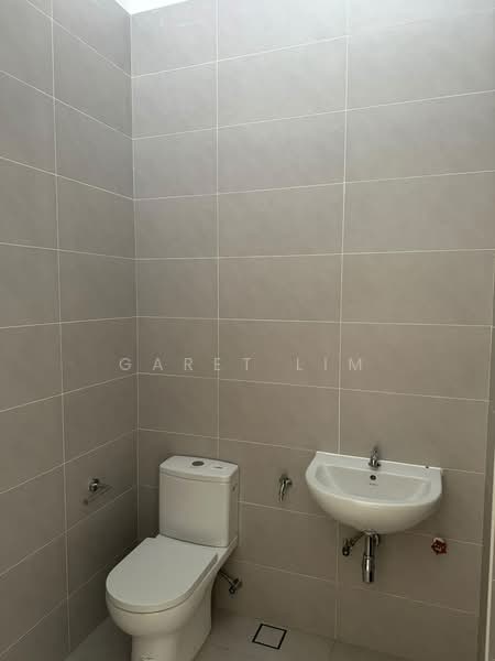 Rumah Kluster untuk Dijual di Taman Ekoflora (Johor Bahru) - Garet Lim - Bathroom - PropertyGuru.com.my