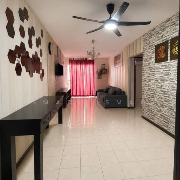 Apartment for Sale at Subang Bestari - Ismadi Ismail - Living Room - PropertyGuru.com.my