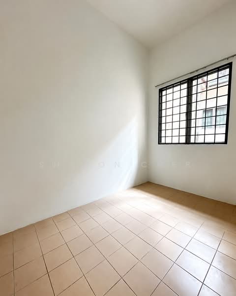 2-storey Terraced House for Sale in Taman Kelana Idaman (Ara Damansara) - Sharon Cher - PropertyGuru.com.my