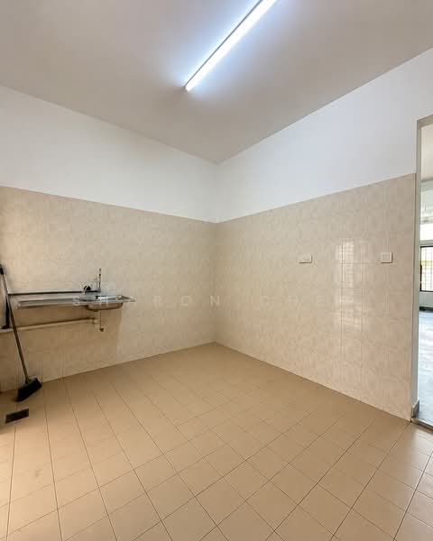 2-storey Terraced House for Sale in Taman Kelana Idaman (Ara Damansara) - Sharon Cher - PropertyGuru.com.my