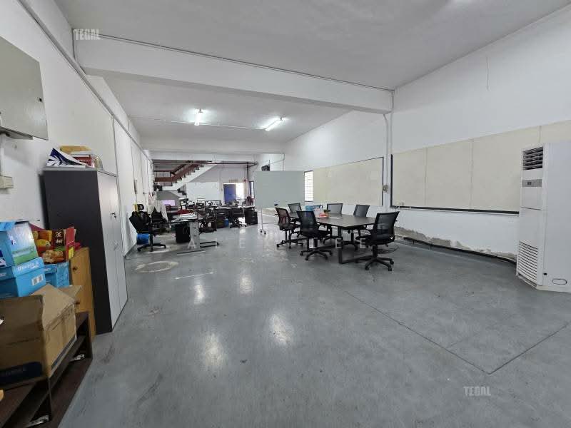 Warehouse for Rent in Klang (Selangor) - Alex Lee - Interior - PropertyGuru.com.my