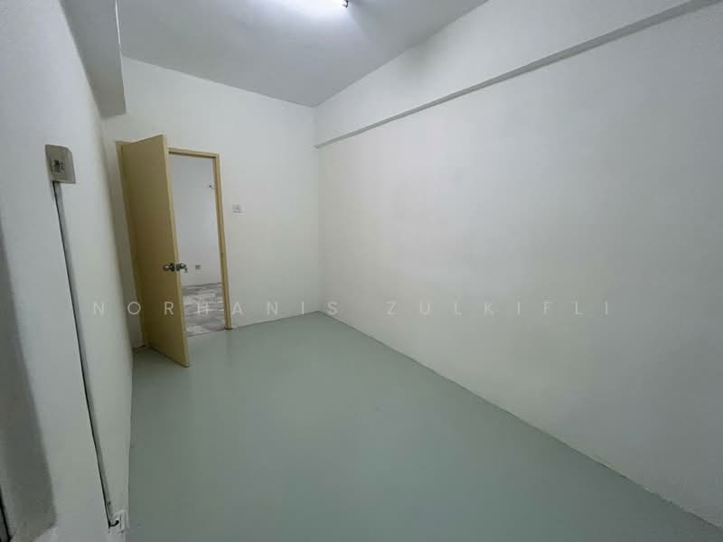 Flat for Sale at Perkasa - Norhanis Zulkifli - Interior - PropertyGuru.com.my