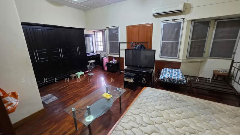 2-storey Terraced House for Sale in Teluk Pulai (Klang) - Surendran Karapiah - Bedroom - PropertyGuru.com.my