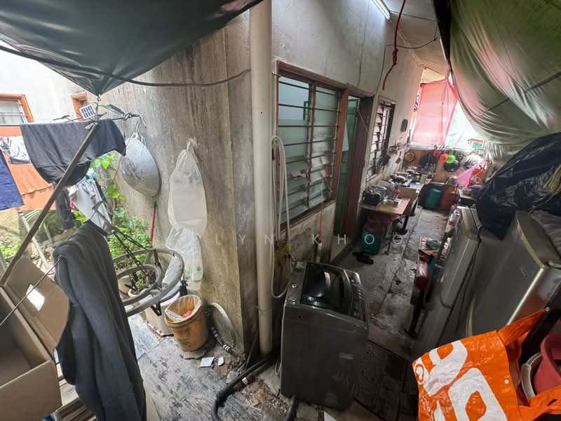 Rumah Teres 1-Tingkat untuk Dijual di Bandar Sungai Buaya (Serendah) - Evelyn Khoo - Back Yard - PropertyGuru.com.my