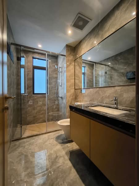 Service Residence for Sale at R&F Princess Cove Phase 1 - Cheryl Tey - Bathroom - PropertyGuru.com.my