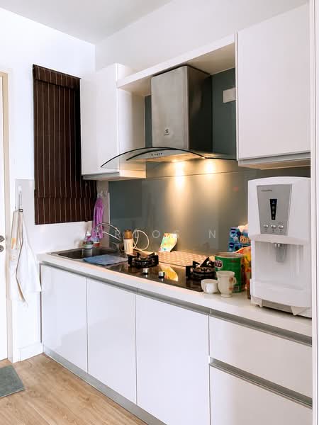 Kediaman Servis untuk Disewa di TRiGON Luxury Residences - Carlos Ng - Kitchen - PropertyGuru.com.my