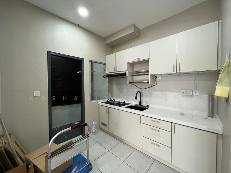 Apartment for Sale at Kita Ria @ Cybersouth - Norhanis Zulkifli - Kitchen - PropertyGuru.com.my