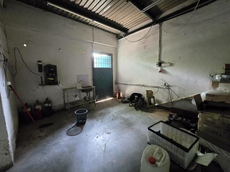 Warehouse for Rent in Shah Alam (Selangor) - Alex Lee - Interior - PropertyGuru.com.my