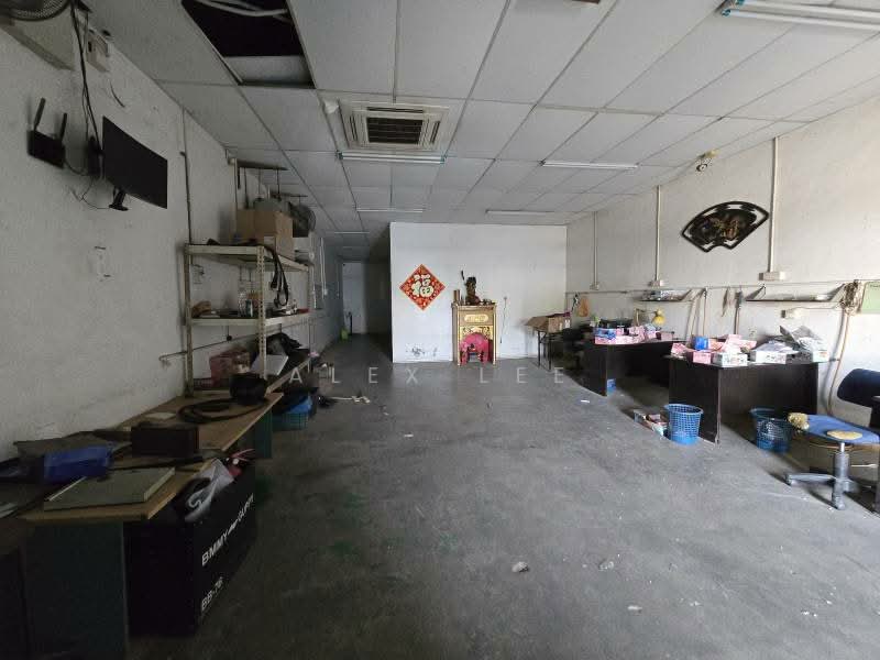 Warehouse for Rent in Shah Alam (Selangor) - Alex Lee - Interior - PropertyGuru.com.my