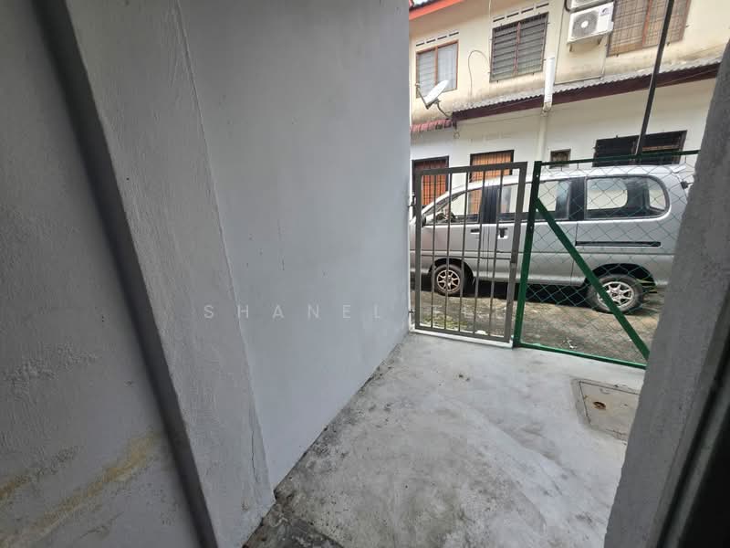 Rumah Teres 2-Tingkat untuk Dijual di Kluang (Johor) - Shanel Tee - Exterior - PropertyGuru.com.my