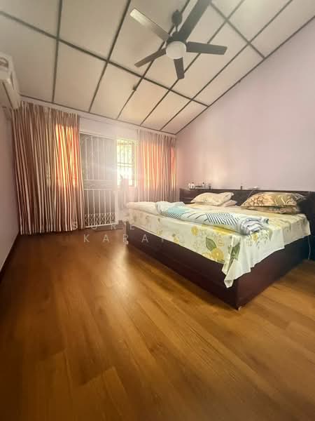 Rumah Teres 2-Tingkat untuk Dijual di Taman Tun Dr Ismail (Kuala Lumpur) - Surendran Karapiah - Bedroom - PropertyGuru.com.my
