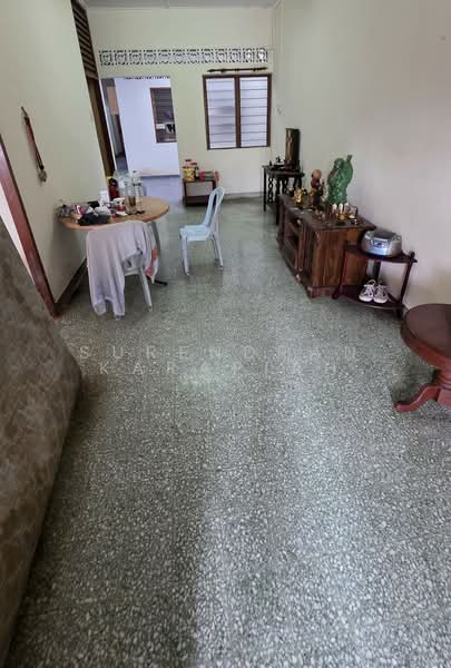 1-storey Terraced House for Sale in Taman Palm Grove (Klang) - Surendran Karapiah - Living Room - PropertyGuru.com.my