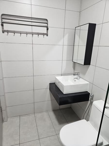 Kediaman Servis untuk Disewa di The Era @ Duta North - Alan Chia - Bathroom - PropertyGuru.com.my