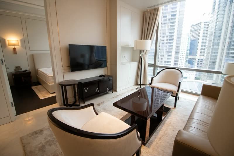 Kediaman Servis untuk Dijual di Pavilion Suites - Ivan Lau - Living Room - PropertyGuru.com.my