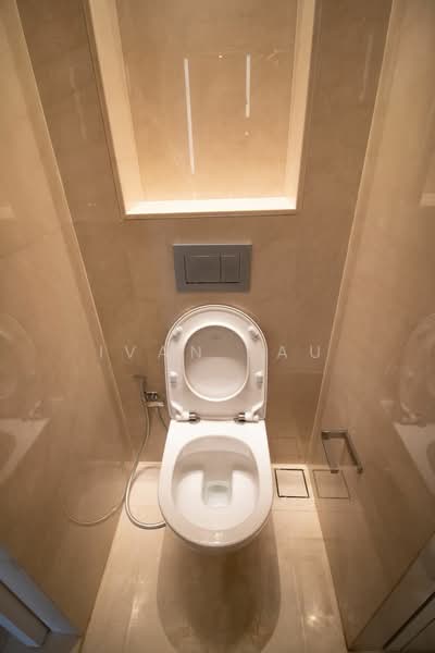 Kediaman Servis untuk Dijual di Pavilion Suites - Ivan Lau - Bathroom - PropertyGuru.com.my