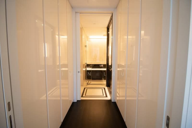 Kediaman Servis untuk Dijual di Pavilion Suites - Ivan Lau - Corridor - PropertyGuru.com.my
