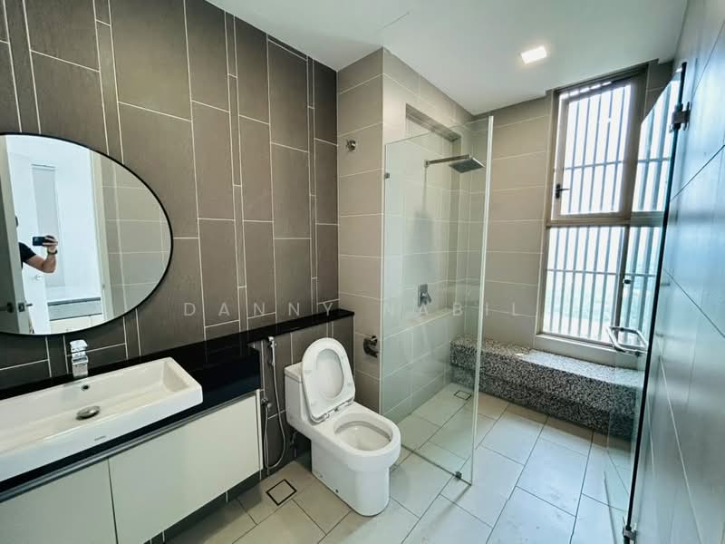Kondominium untuk Disewa di PAR 3 - Danny Nabil - Bathroom - PropertyGuru.com.my