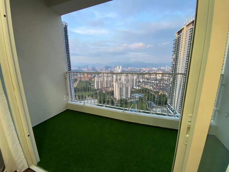 Kediaman Servis untuk Dijual di UNA Serviced Apartment - Damien Lee - Balcony - PropertyGuru.com.my