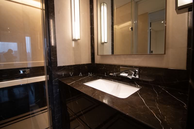 Kediaman Servis untuk Dijual di Pavilion Suites - Ivan Lau - Bathroom - PropertyGuru.com.my