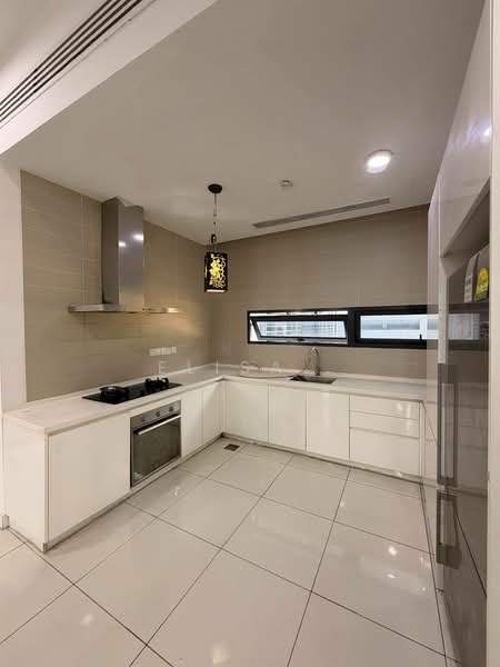 Condominium for Sale at The Veo - Elisa . - Kitchen - PropertyGuru.com.my