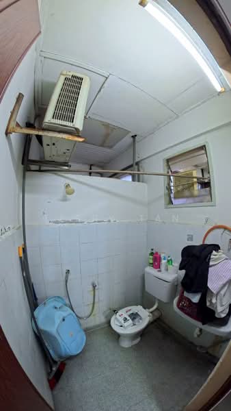 Flat for Sale at Sri Lanang - Terry Tan - Bathroom - PropertyGuru.com.my