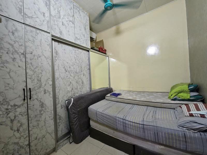 1-storey Terraced House for Sale in Klang (Selangor) - Alex Lee - Bedroom - PropertyGuru.com.my
