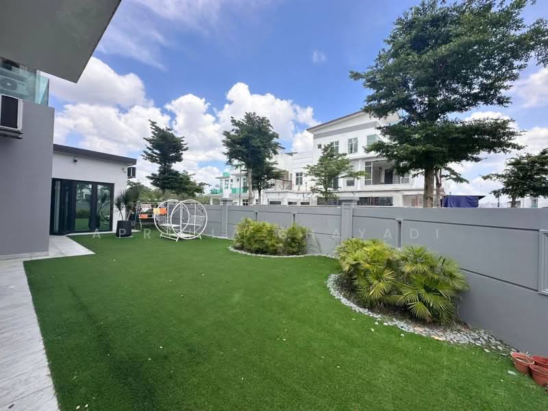 Semi-Detached House for Rent in Skudai (Johor) - APRILIA CHAYADI - PropertyGuru.com.my