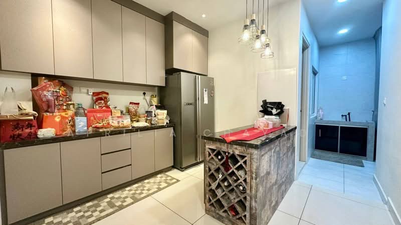 Semi-Detached House for Rent in Skudai (Johor) - APRILIA CHAYADI - PropertyGuru.com.my