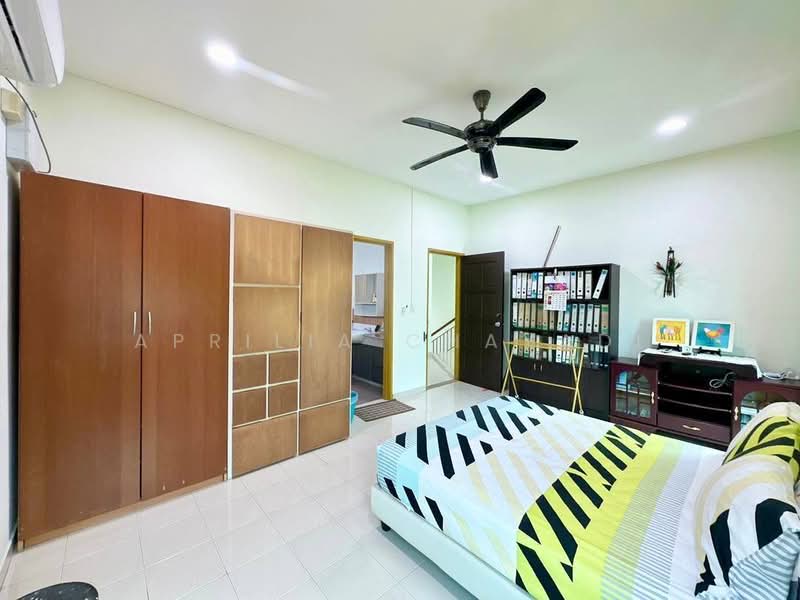 Semi-Detached House for Sale in Taman Nusa Idaman (Iskandar Puteri (Nusajaya)) - APRILIA CHAYADI - PropertyGuru.com.my