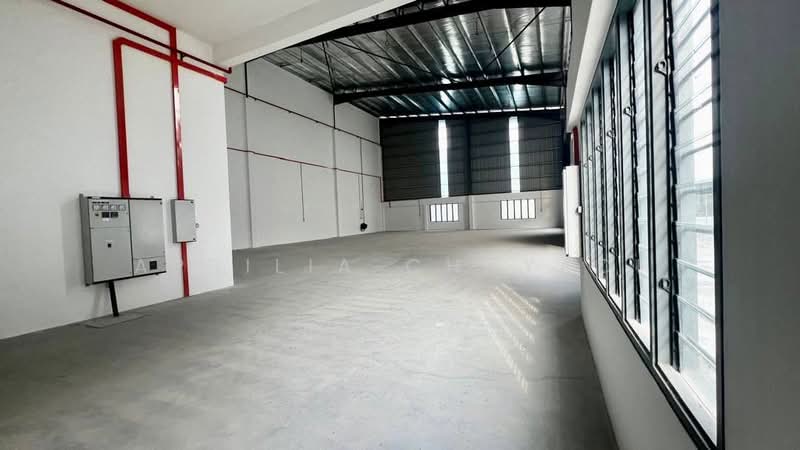 Kilang untuk Disewa di Taman Desa Cemerlang (Ulu Tiram) - APRILIA CHAYADI - Interior - PropertyGuru.com.my