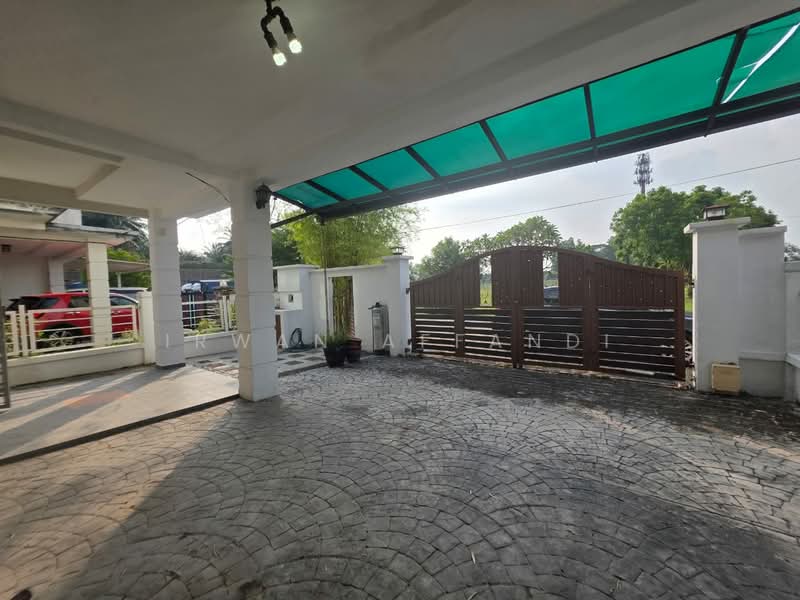 Rumah Kluster untuk Dijual di Bandar Saujana Putra (Tanjong Duabelas) - Irwan Affandi - Exterior - PropertyGuru.com.my