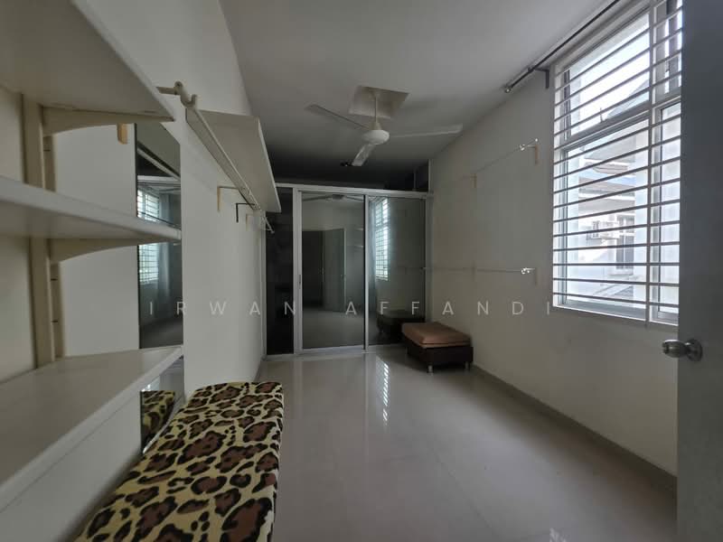 Rumah Kluster untuk Dijual di Bandar Saujana Putra (Tanjong Duabelas) - Irwan Affandi - Interior - PropertyGuru.com.my
